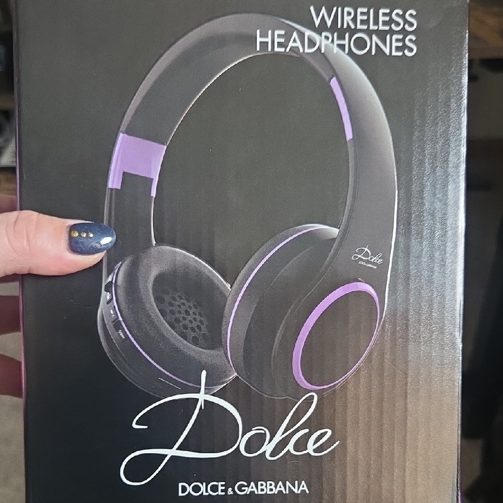 Dolce & Gabbana Wireless Headphones - Black and Lavender